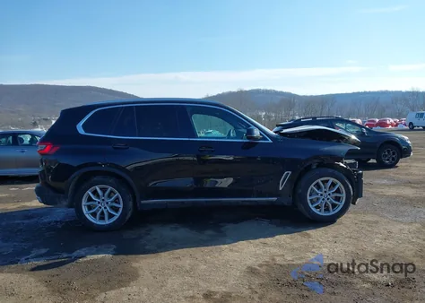 2020 BMW X5 xDrive40I z USA, uszkodzony, nr VIN 5UXCR6C08L9D45604